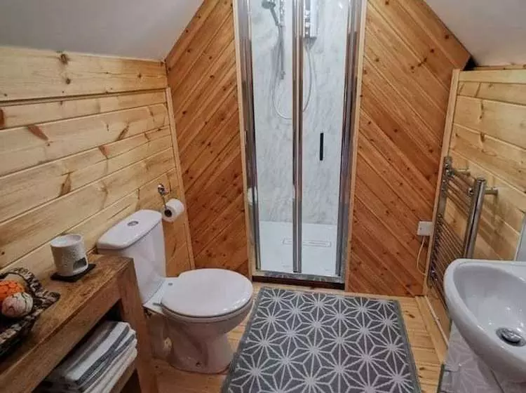 Charming 1bed Cabin In Gaerwen