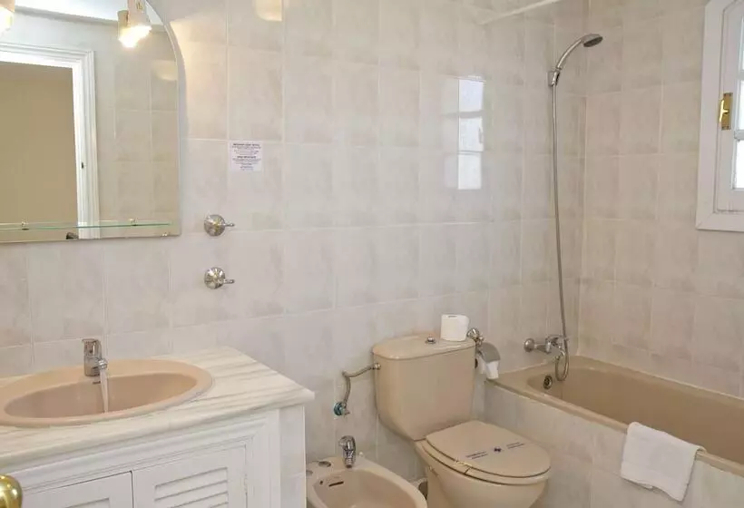 Apartamentos El Toro