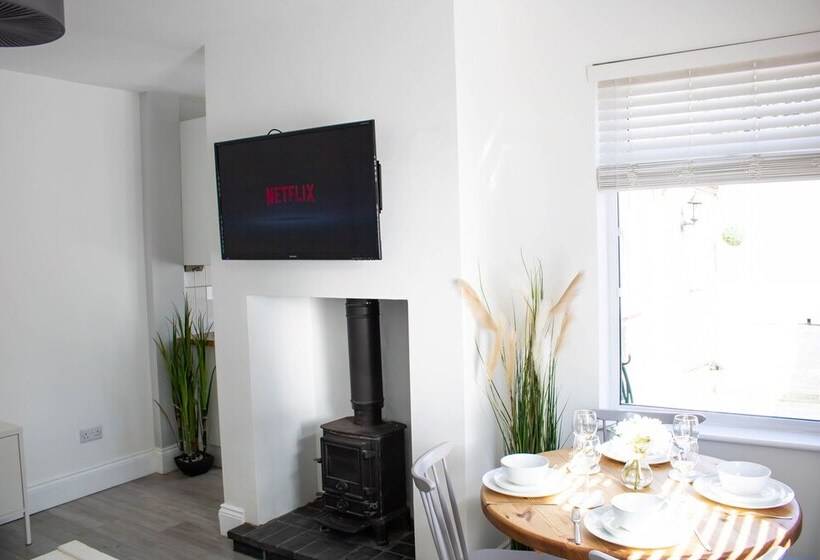 Bed and Breakfast Central Stamford Townhouse