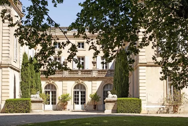 Aamiaismajoitus (B&B) Chateau De Raissac