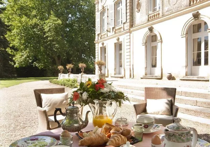 Aamiaismajoitus (B&B) Chateau De Raissac