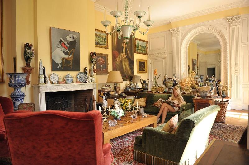 تختخواب و صبحانه Chateau De Raissac