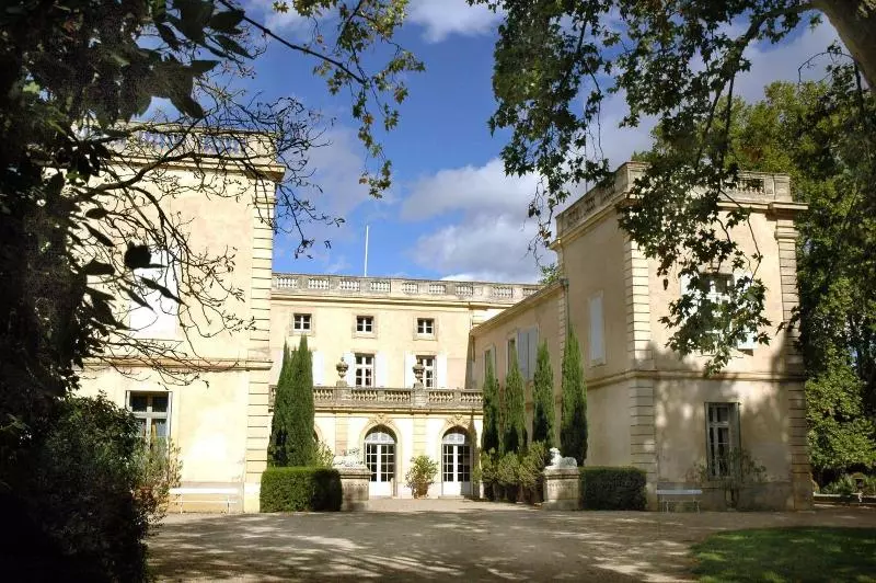 Aamiaismajoitus (B&B) Chateau De Raissac