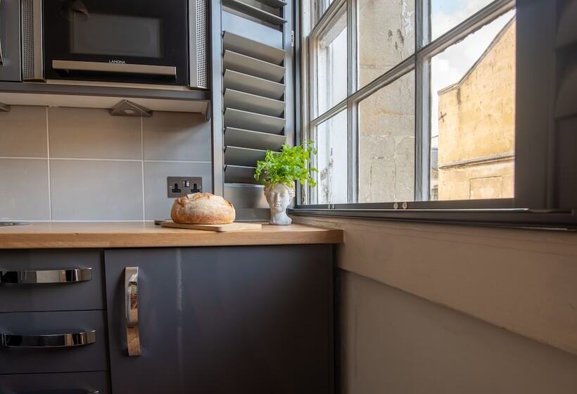 Unique Apartments   Haringtons Place