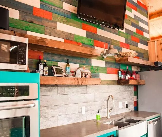 Hill Country Casitas