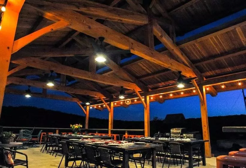 Hill Country Casitas