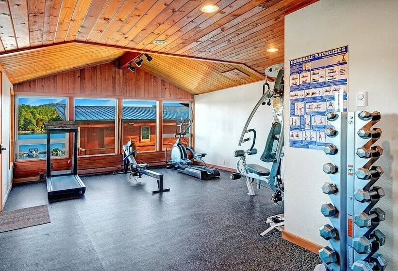 酒店 Snug Harbor Resort