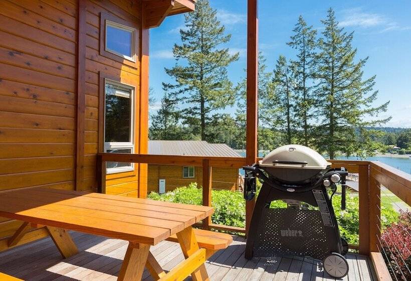 酒店 Snug Harbor Resort