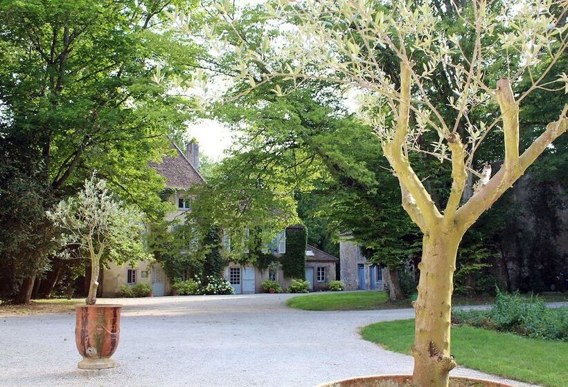 ペンション Château De Tailly