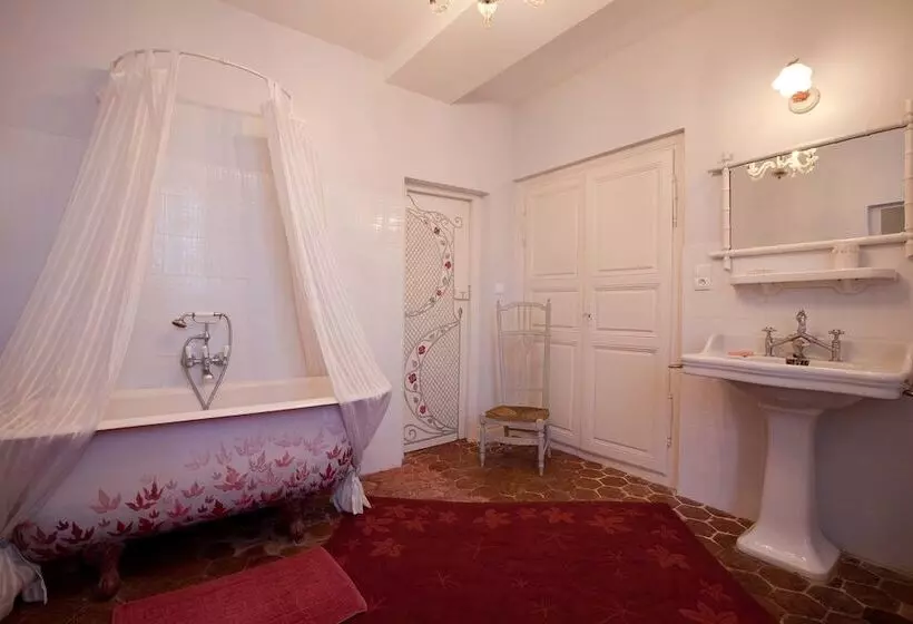 ペンション Château De Tailly