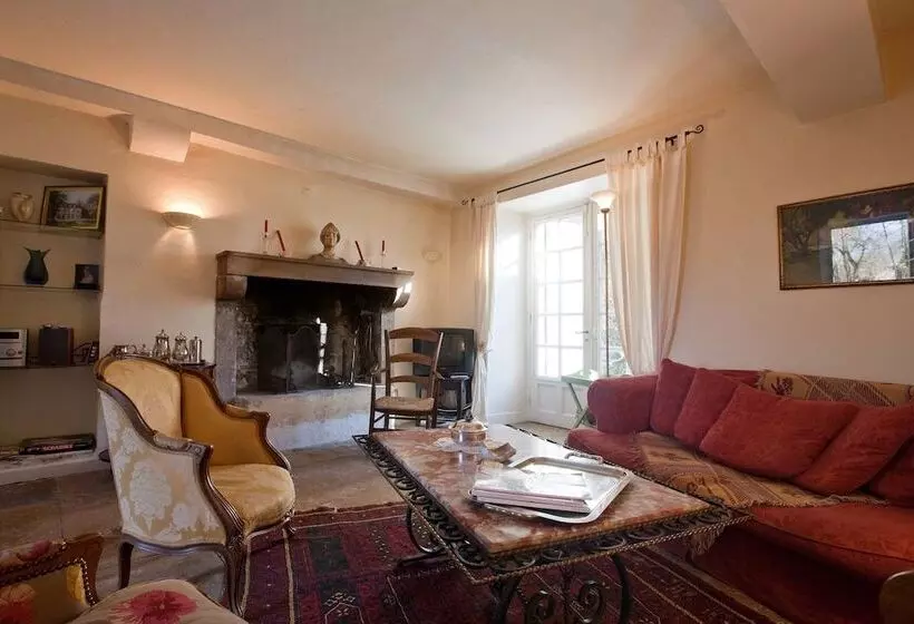 ペンション Château De Tailly