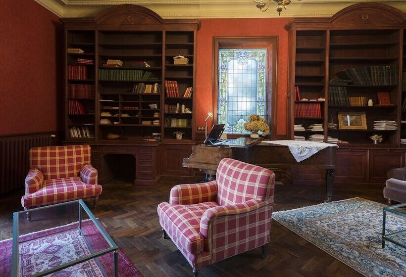 ペンション Château De Tailly