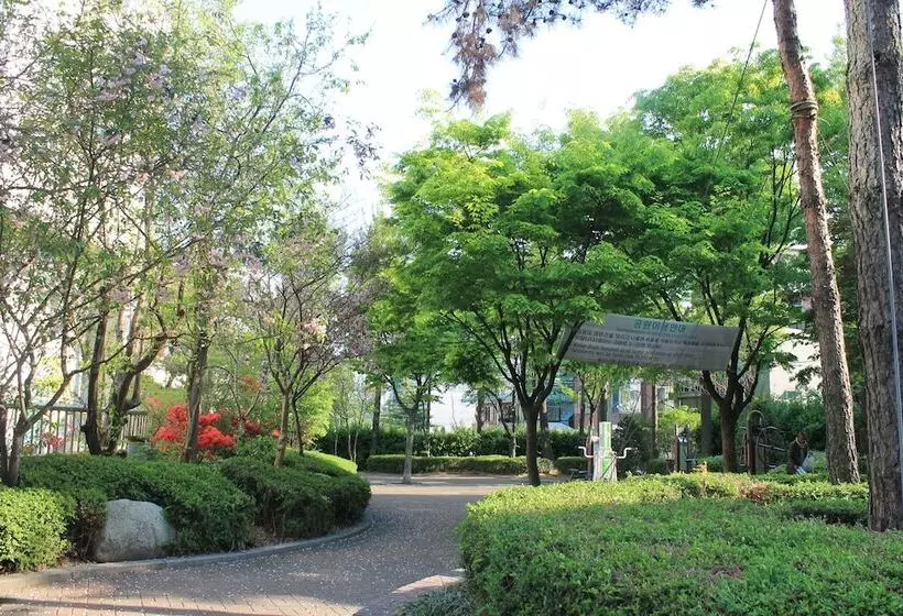 پانسیون Seoul Station R Guesthouse