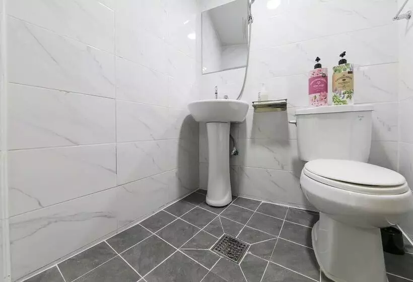 پانسیون Seoul Station R Guesthouse