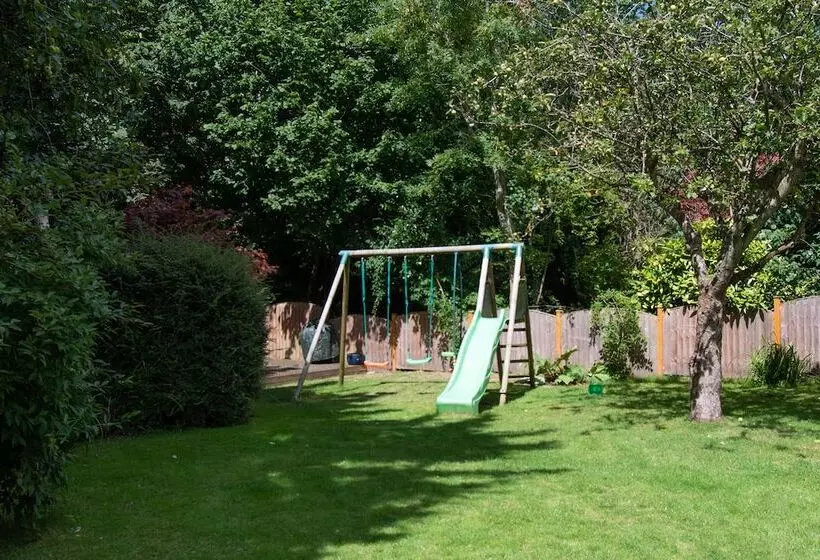 Majatalo The Coachhouse