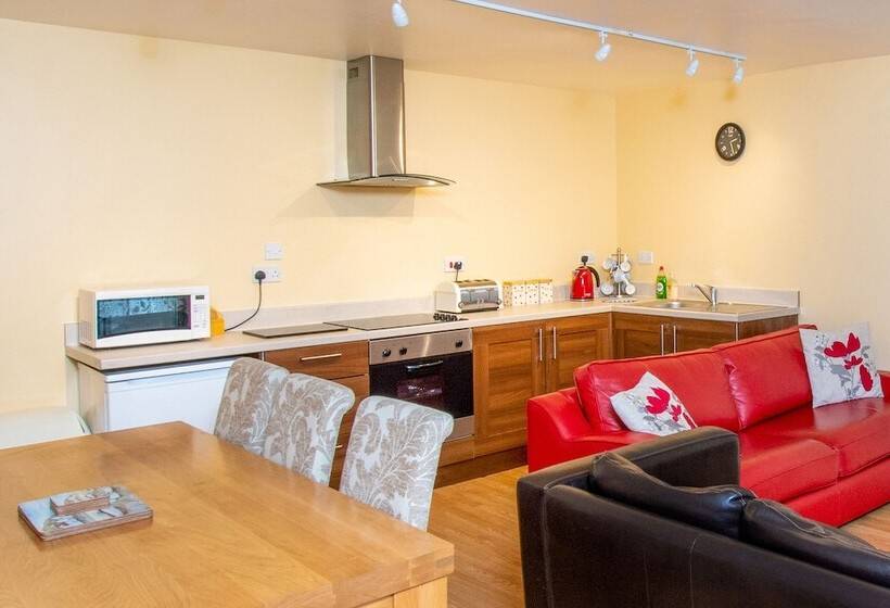 پانسیون The Coachhouse