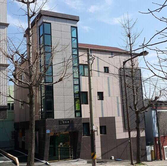 پانسیون Ulsan Guest House Baehohanmaru