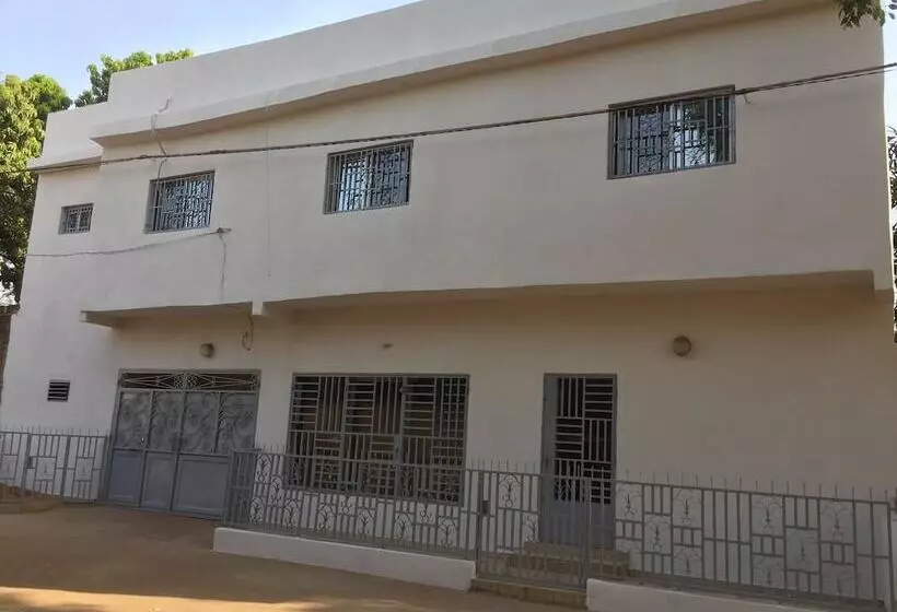 پانسیون Villa Diamaka
