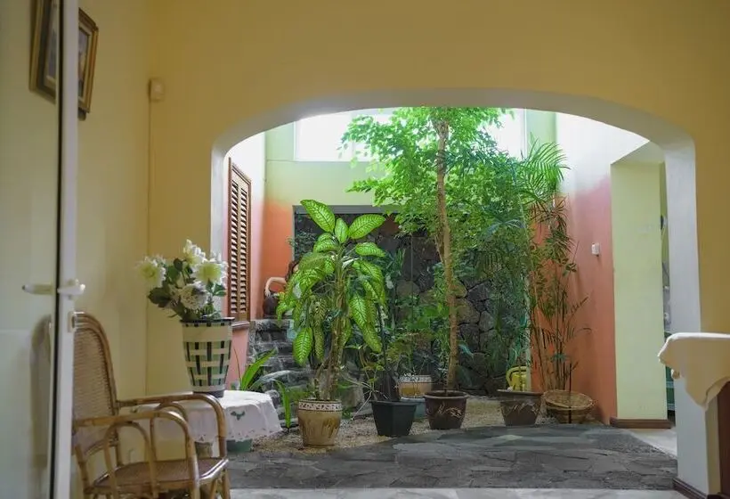 پانسیون Villa Radani