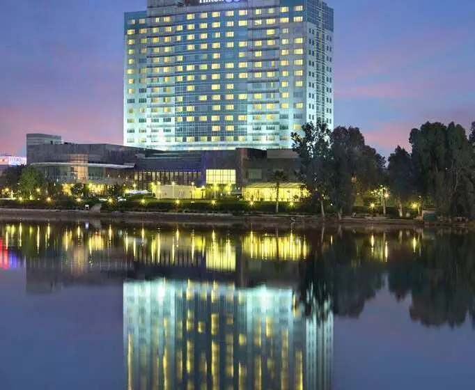 هتل Adana Hiltonsa