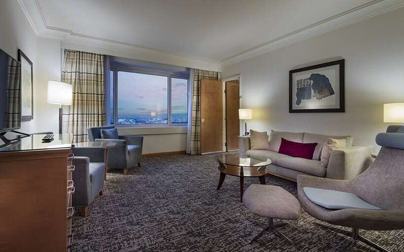 هتل Adana Hiltonsa