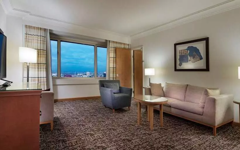 هتل Adana Hiltonsa