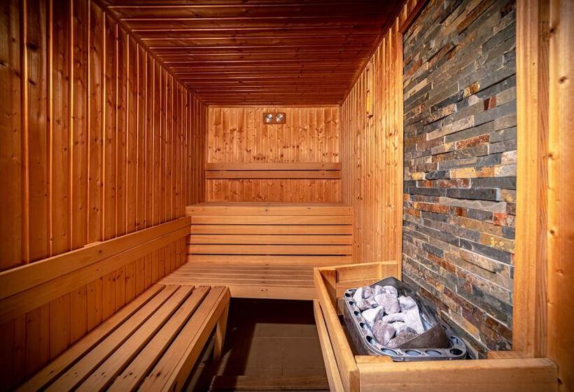 Hotel Alexandrion Experience