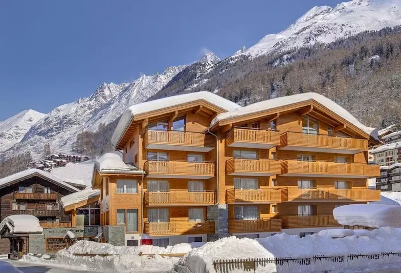 בית מלון כפרי Aristella Swissflair