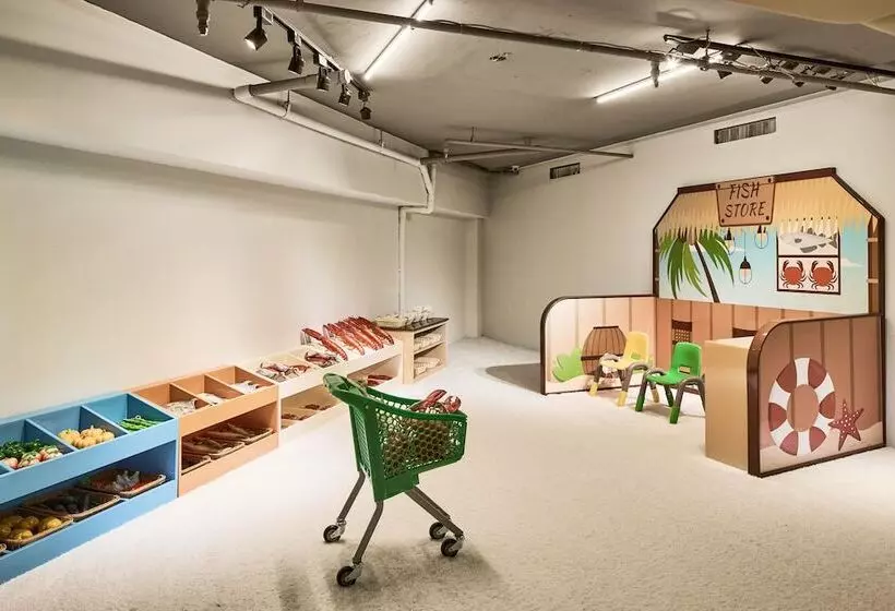 هتل Beach Resort Green Bay