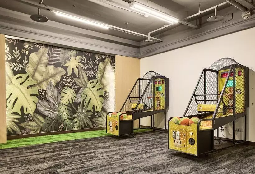 هتل Beach Resort Green Bay