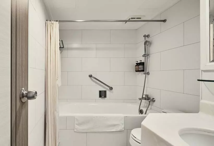 هتل Beach Resort Green Bay