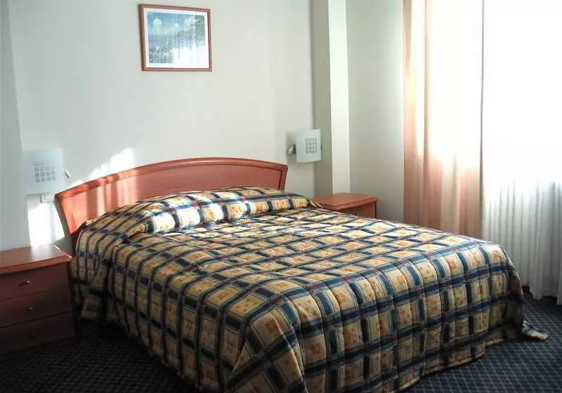 هتل Best Eastern Taray