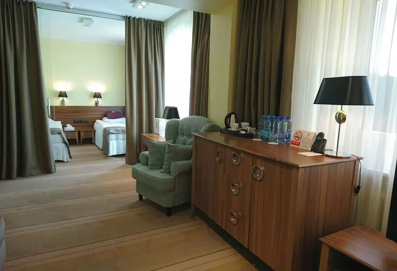 酒店 Cristal Białystok