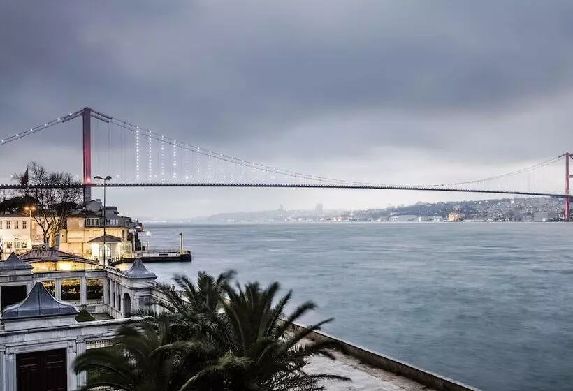 ホテル Bosphorus Palace