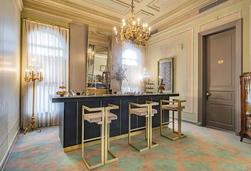 ホテル Bosphorus Palace