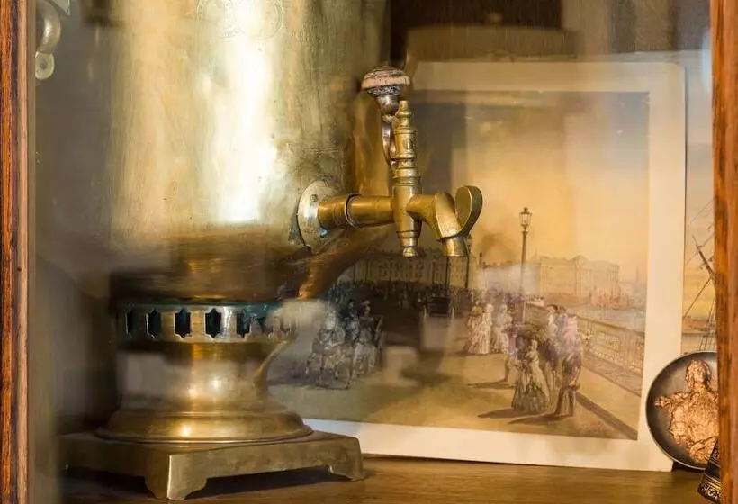 هتل The Brothers Karamazov