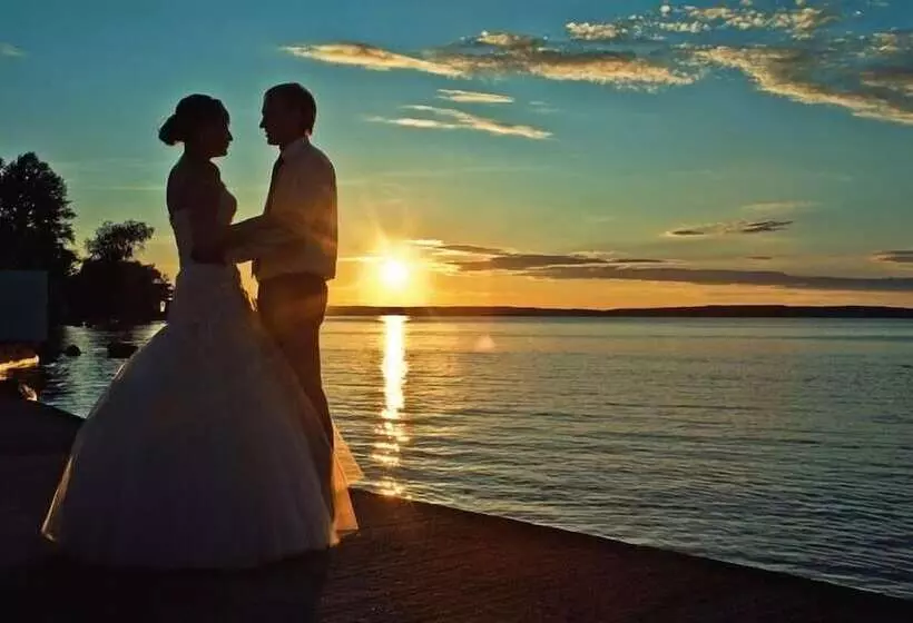 هتل Club Prionezhskiy