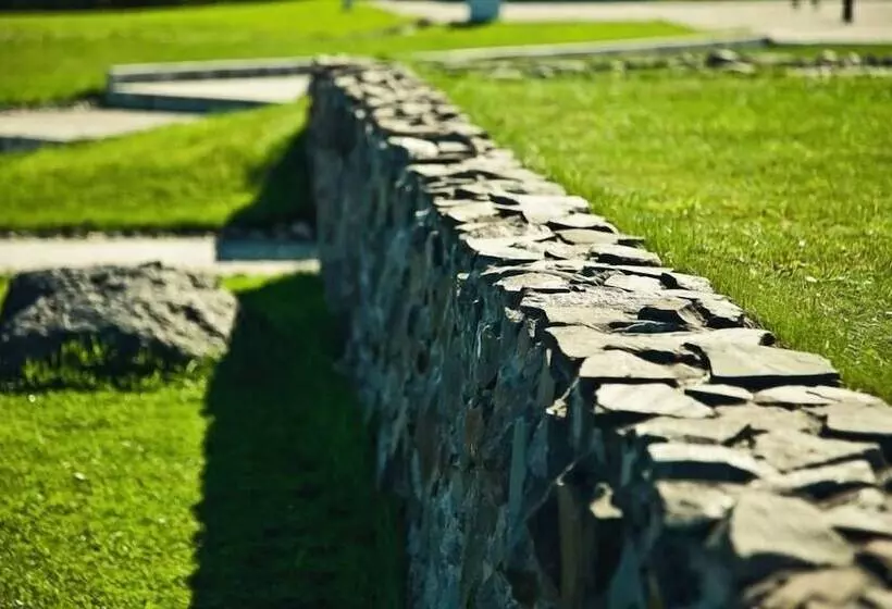 هتل Club Prionezhskiy