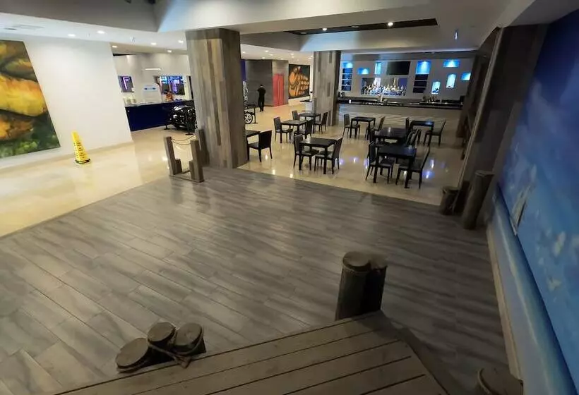 Costa Bahia Hotel & Convention Center