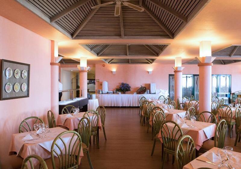 Отель Dom Pedro Garajau