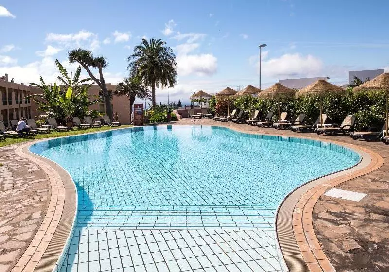 호텔 Dom Pedro Garajau