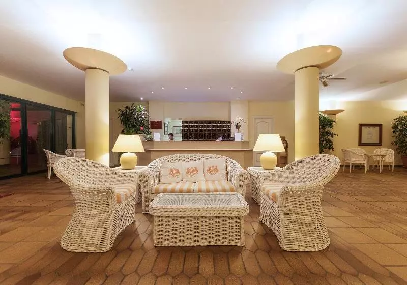 호텔 Dom Pedro Garajau