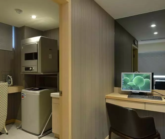 ホテル Friends Yo Lai Regency