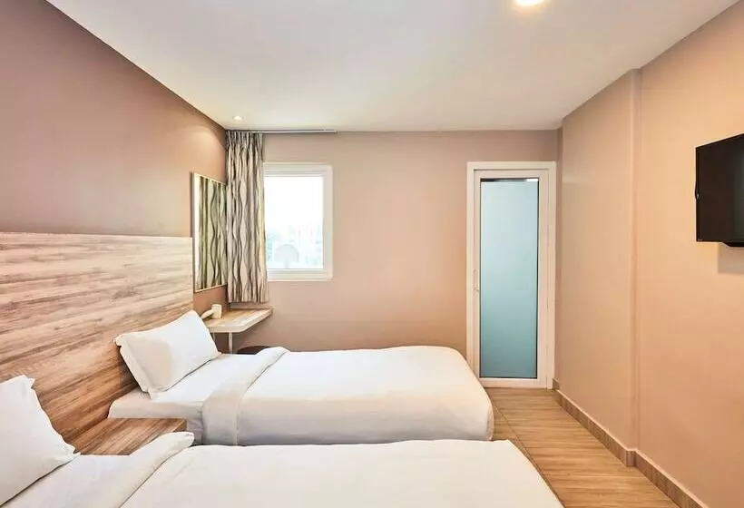 Hotel Ibis Budget Singapore Crystal