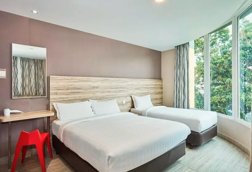 Hotel Ibis Budget Singapore Crystal
