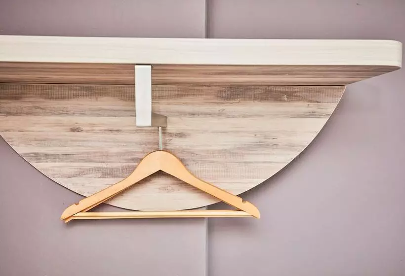 Hotel Ibis Budget Singapore Crystal