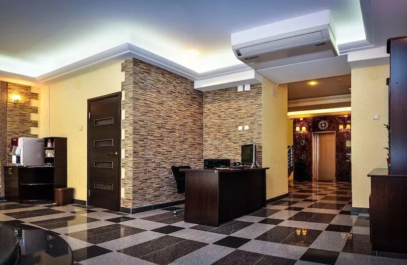 Отель Intourist