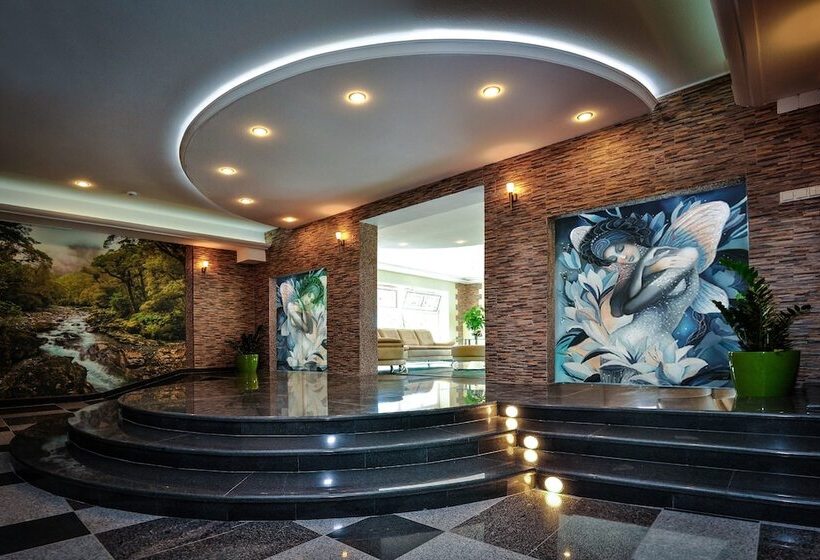 בית מלון כפרי Intourist