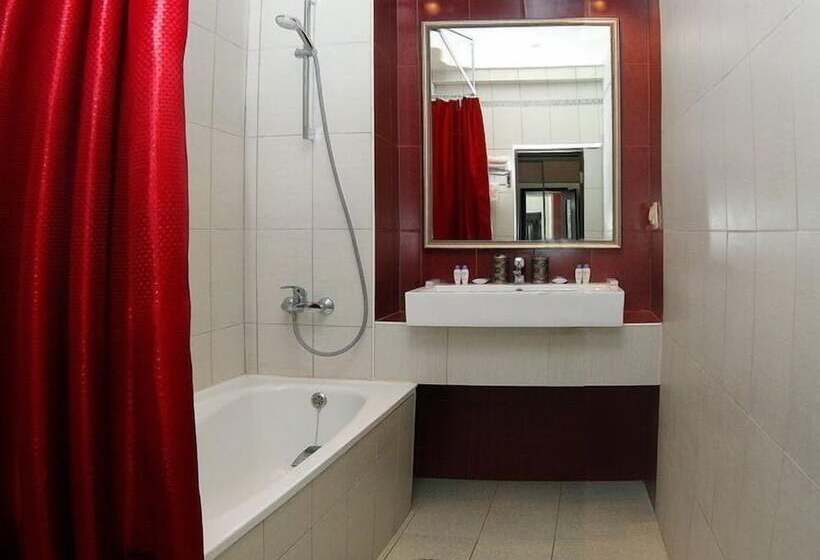 בית מלון כפרי Intourist