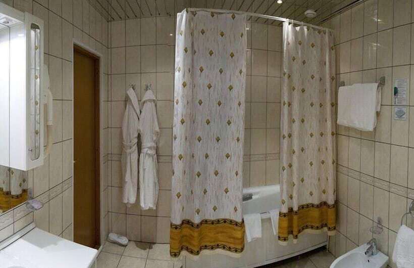 בית מלון כפרי Intourist